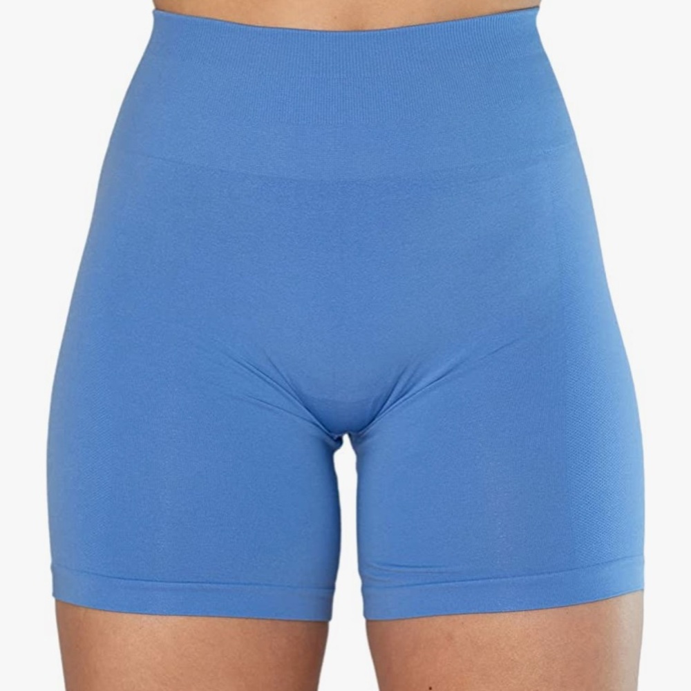 AUROLA Lavender Luster shorts